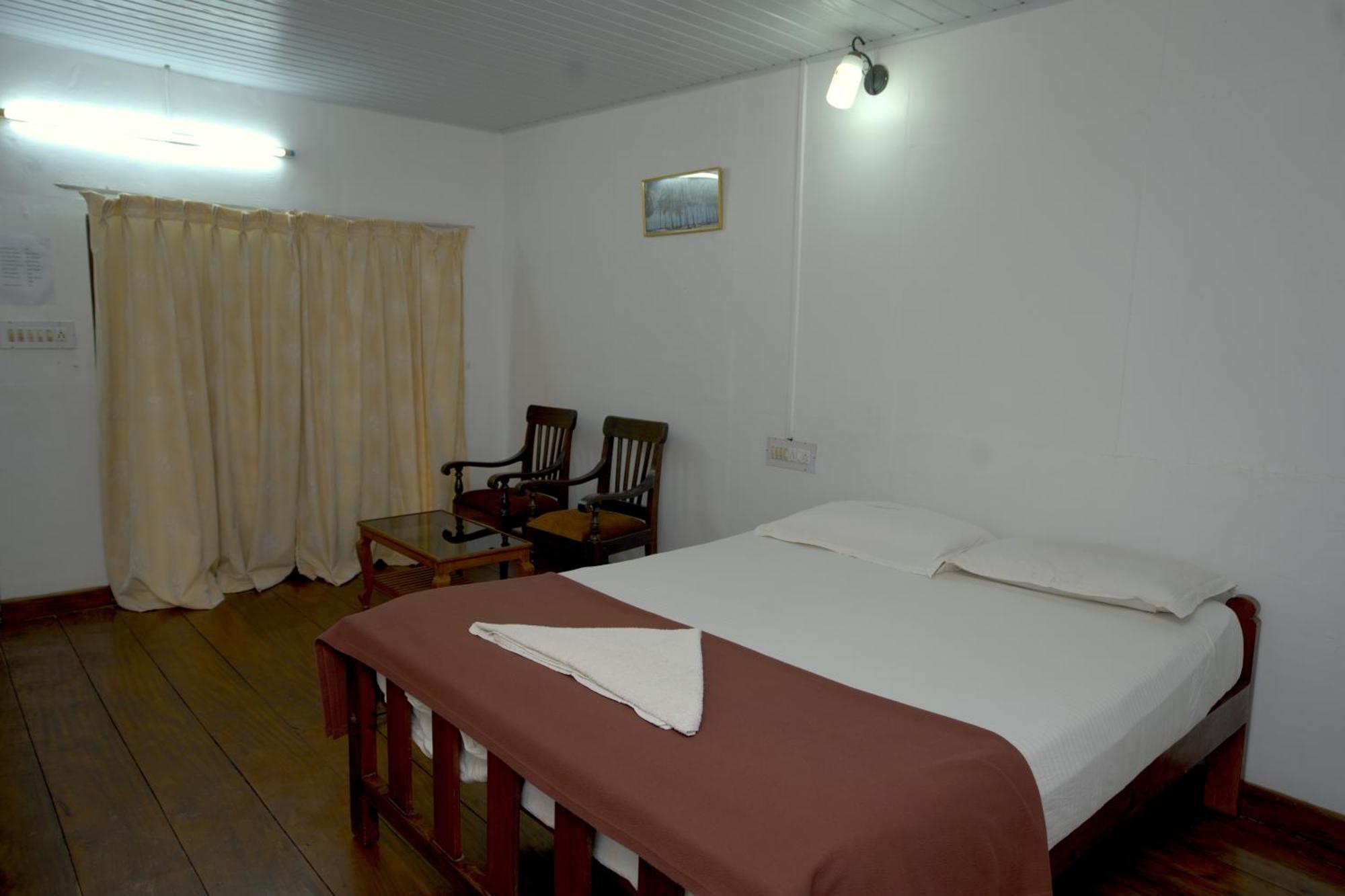 戈德亚姆 Garggi Backwater Retreat酒店 外观 照片
