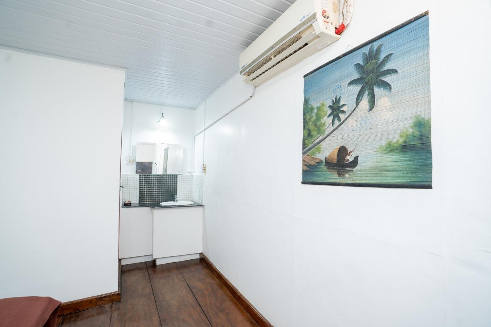 戈德亚姆 Garggi Backwater Retreat酒店 外观 照片