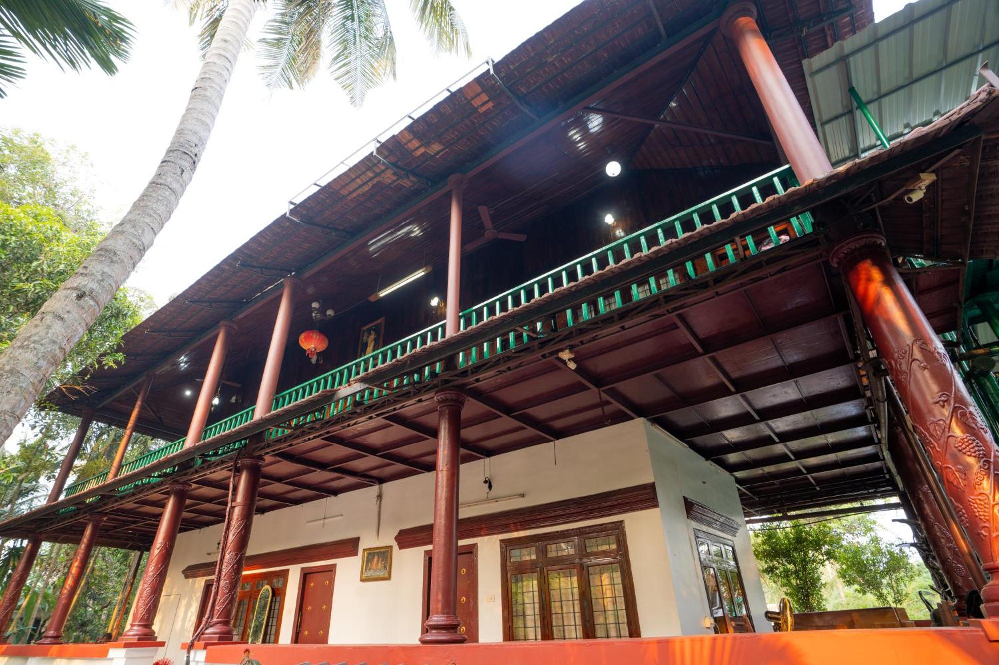 戈德亚姆 Garggi Backwater Retreat酒店 外观 照片