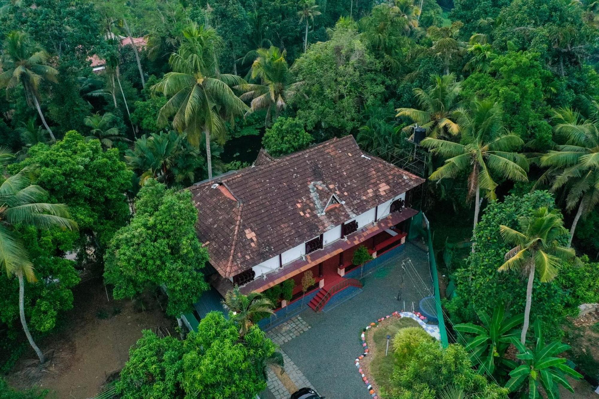 戈德亚姆 Garggi Backwater Retreat酒店 外观 照片